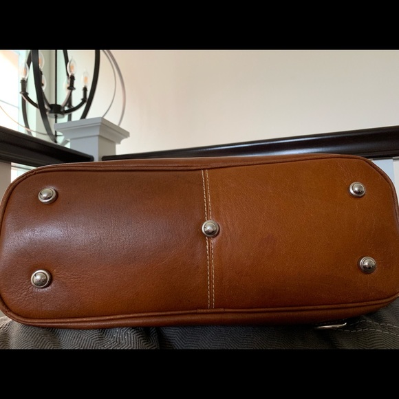 Handbag - Picture 5 of 6